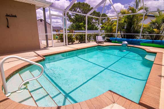 Tropical Trade Winds with Heated Pool - Image 1