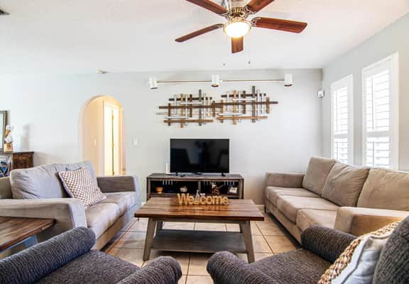 Coastal Coral Paradise with Heated Pool - Image 3