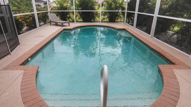 Tropical Trade Winds Private Screened Pool